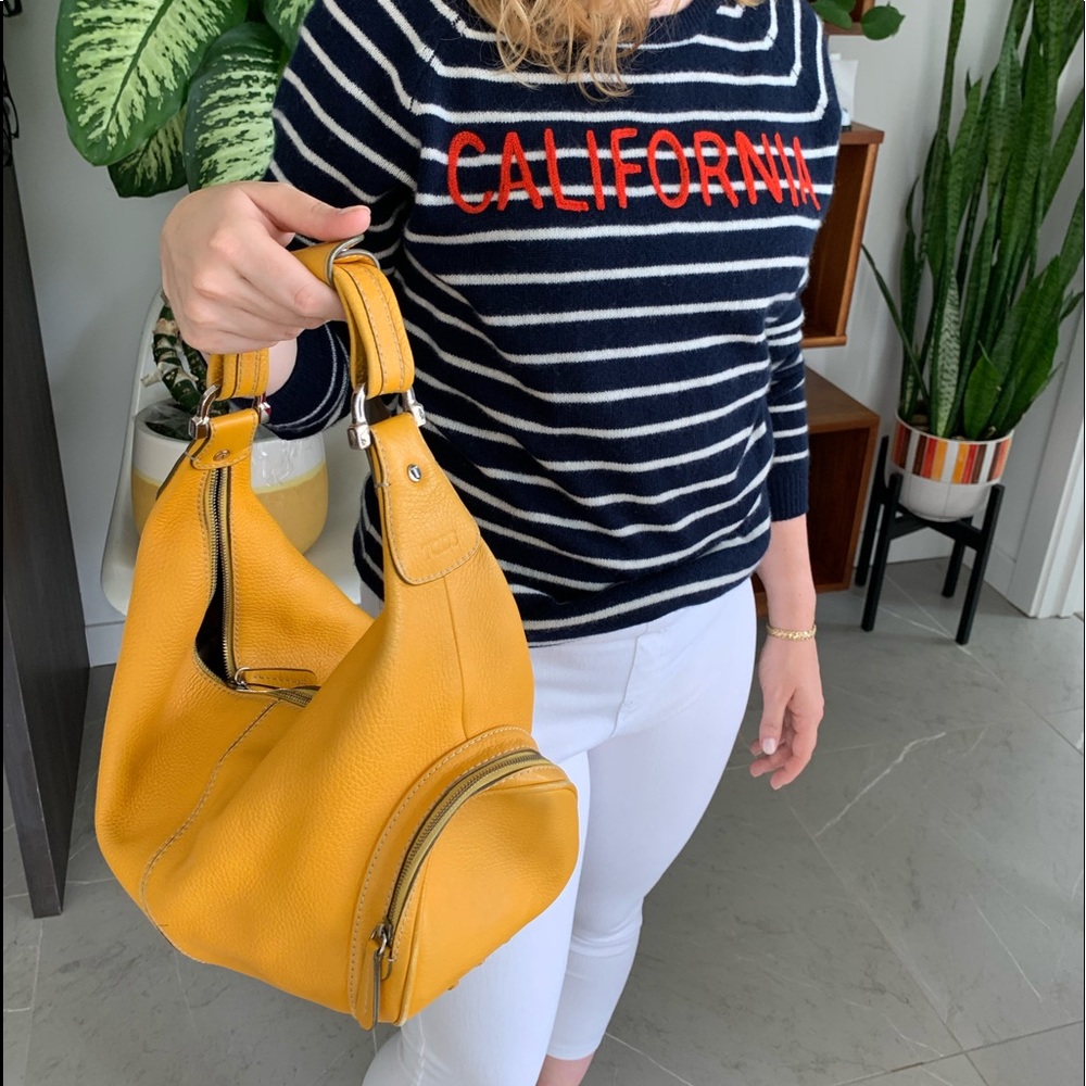 ❤️Authentic TOD’s Amber Yellow Calf Skin Purse